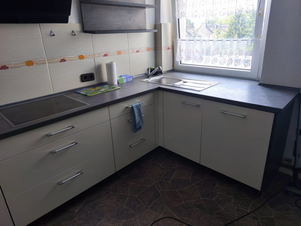 Küche 2.OG ABD-1 47137 Duisburg Neustr.22